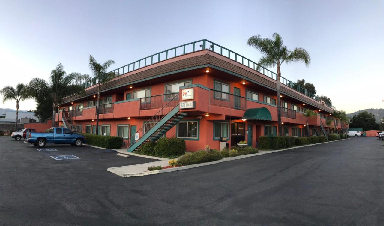 Oakridge Inn 오크뷰 외부 사진
