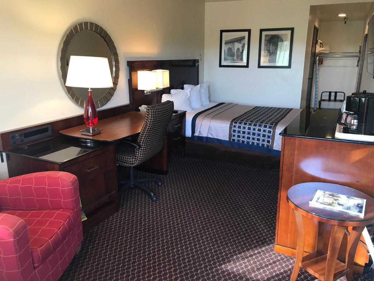 Oakridge Inn 오크뷰 외부 사진