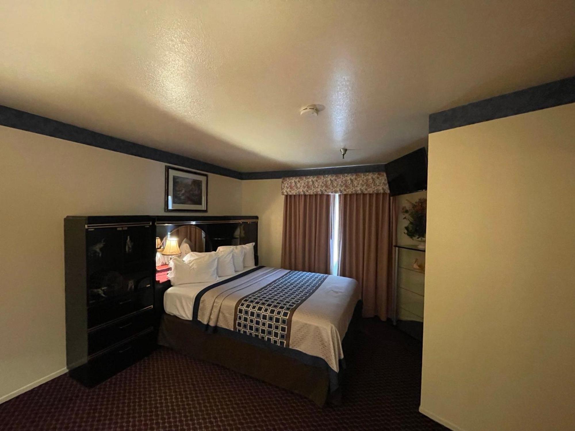 Oakridge Inn 오크뷰 외부 사진